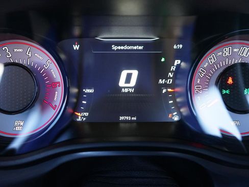 Used 2019 Dodge Challenger R/T Scat Pack w/ Shaker Package RWD image 13