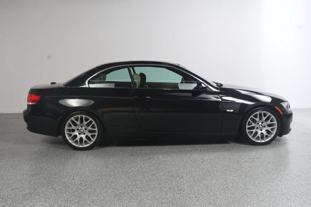 Used 2008 BMW 328i Convertible RWD image 8