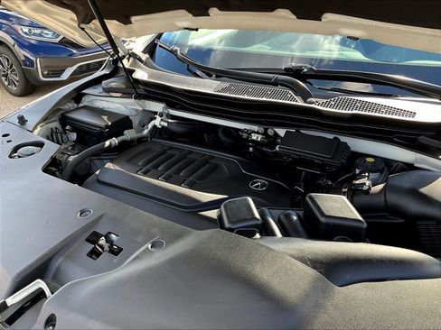 Used 2018 Acura MDX w/ Technology & Entertainment AWD/4WD image 32