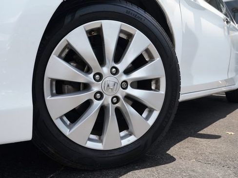 Used 2015 Honda Accord Touring image 27