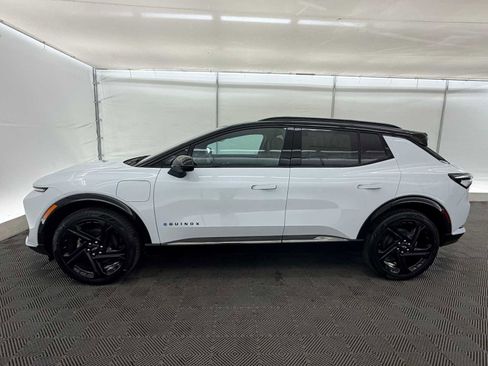 New 2026 Chevrolet Equinox EV RS image 3