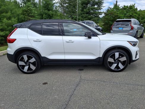 Certified 2023 Volvo XC40 Recharge Ultimate AWD/4WD image 7