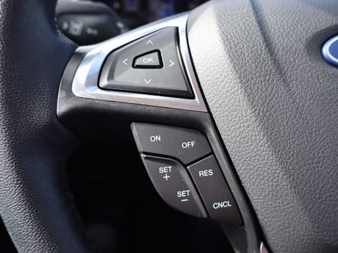 Used 2024 Ford Edge SEL w/ Convenience Package image 15