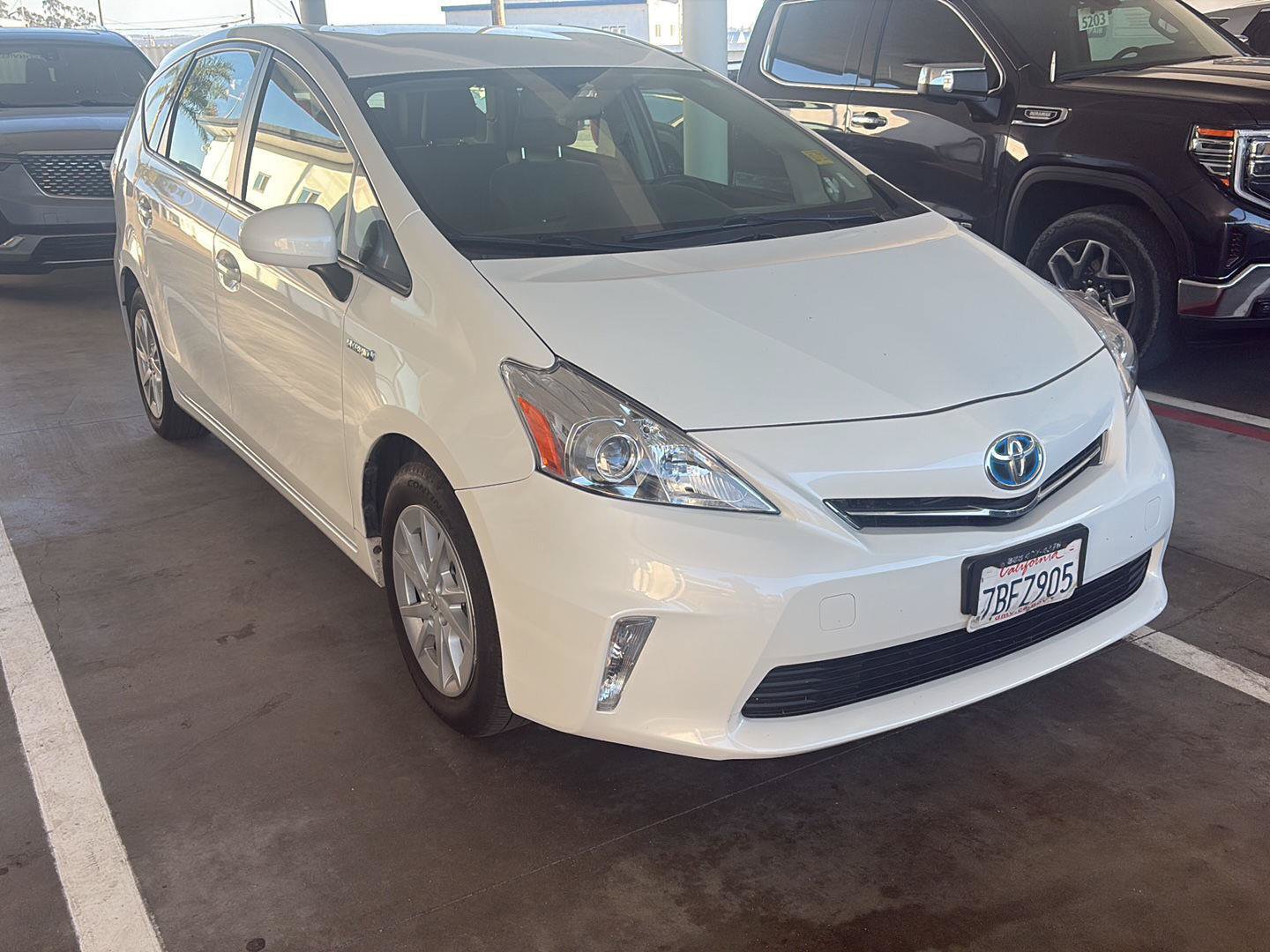 Used 2013 Toyota Prius V Three FWD image 1