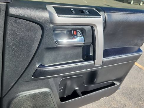 Used 2023 Toyota 4Runner SR5 AWD/4WD image 15