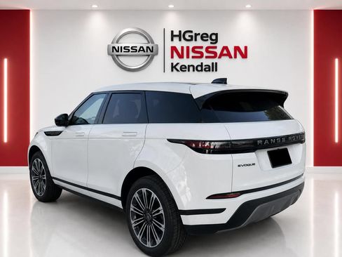Used 2024 Land Rover Range Rover Evoque S AWD/4WD image 4