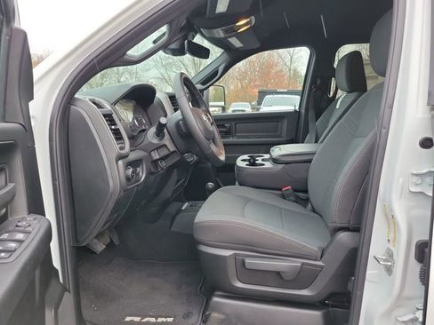 New 2024 RAM 2500 Tradesman w/ Safety Group image 9