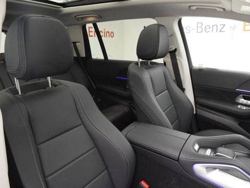 Used 2026 Mercedes-Benz GLS 450 4MATIC image 17