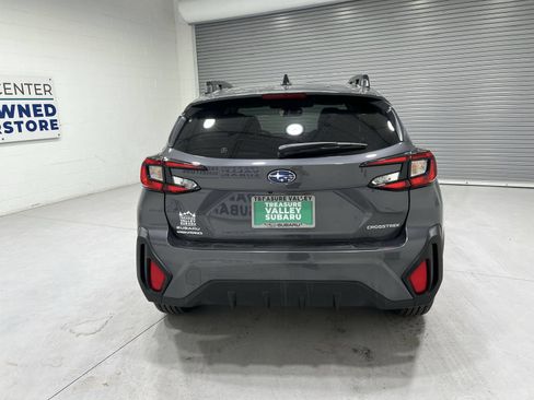 Used 2025 Subaru Crosstrek 2.5i Premium AWD/4WD image 7