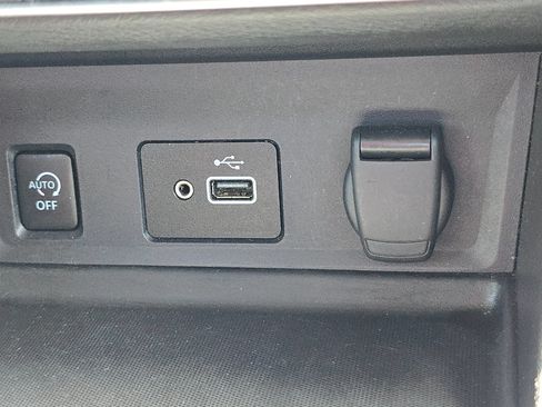 Used 2024 Nissan Sentra S FWD image 26