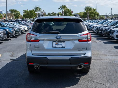 New 2025 Subaru Ascent Touring w/ Popular Package #2 image 4