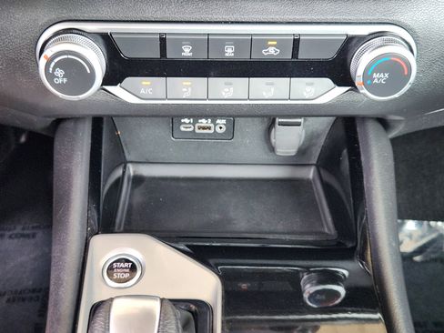 Used 2024 Nissan Altima 2.5 SV image 20