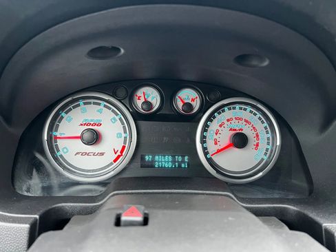 Used 2010 Ford Focus SE image 15