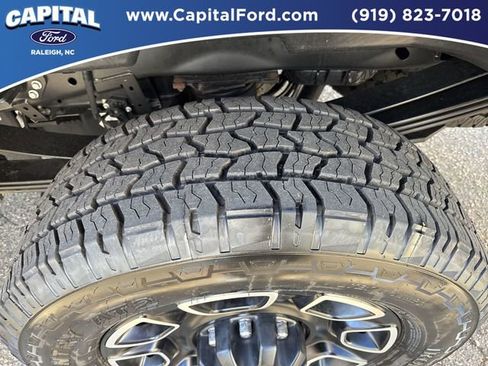 Used 2023 Ford F250 Platinum image 14