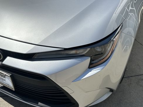 Used 2023 Toyota Corolla LE image 11