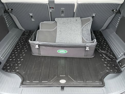 New 2026 Land Rover Defender 110 X-Dynamic SE AWD/4WD image 34