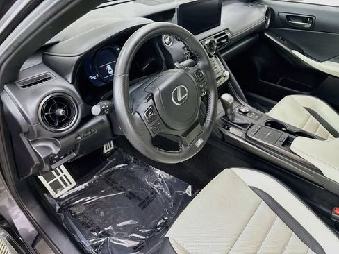 Used 2023 Lexus IS 350 F Sport AWD/4WD image 9