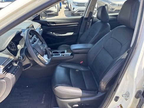 Used 2021 Nissan Altima 2.5 SL FWD image 25
