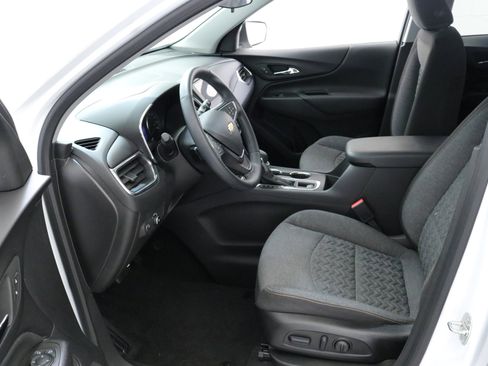 Used 2023 Chevrolet Equinox LT image 27
