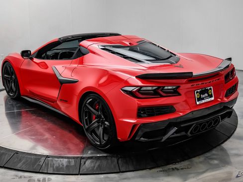 Used 2023 Chevrolet Corvette Z06 w/ Stealth Interior Trim Package RWD image 15