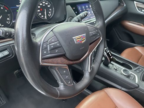 Used 2021 Cadillac XT5 Premium Luxury image 35