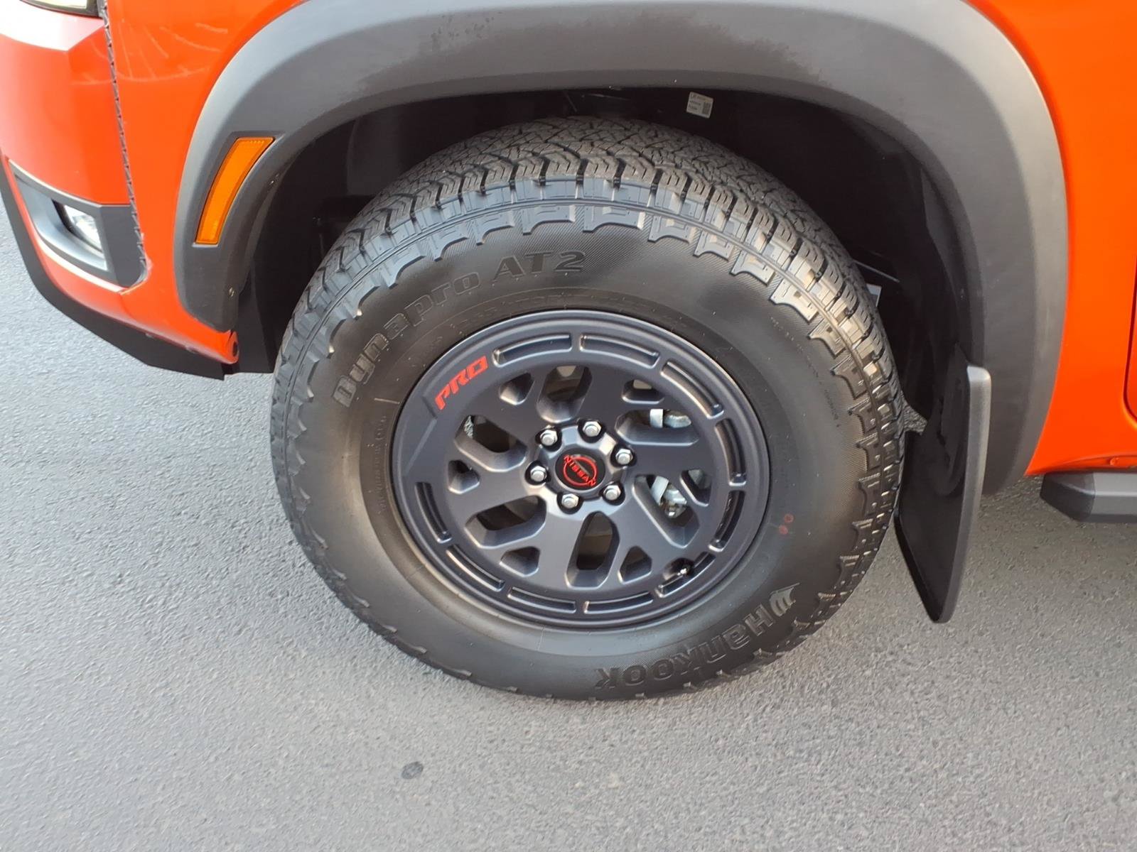 Used 2025 Nissan Frontier PRO-4X w/ Pro Convenience Package AWD/4WD image 9