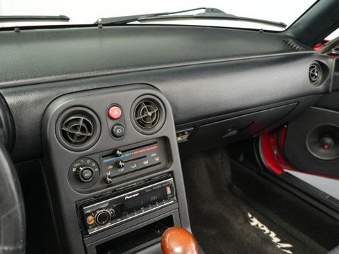 Used 1990 MAZDA MX-5 Miata RWD image 46