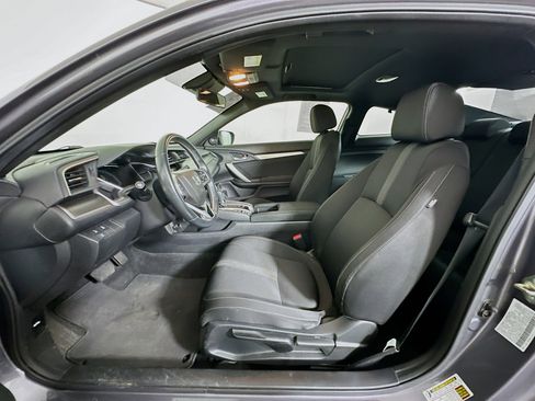 Used 2020 Honda Civic EX image 13