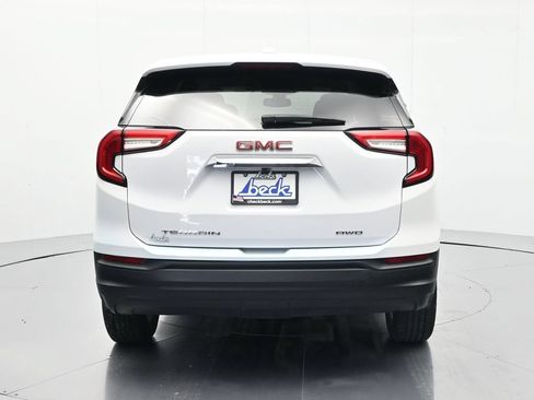 Used 2024 GMC Terrain SLE AWD/4WD image 6