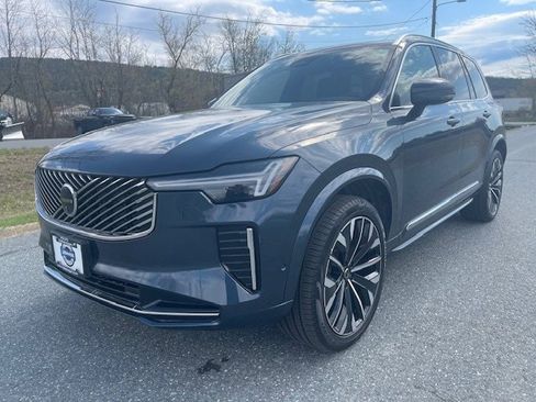 Used 2025 Volvo XC90 B6 Plus AWD/4WD image 1