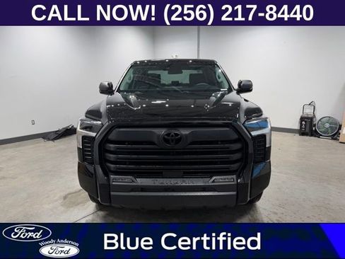 Used 2022 Toyota Tundra SR5 w/ Convenience Package image 4