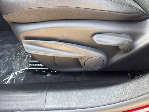 New 2026 Jeep Compass Latitude image 10