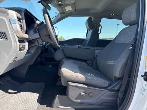 Used 2024 Ford F250 XLT image 6