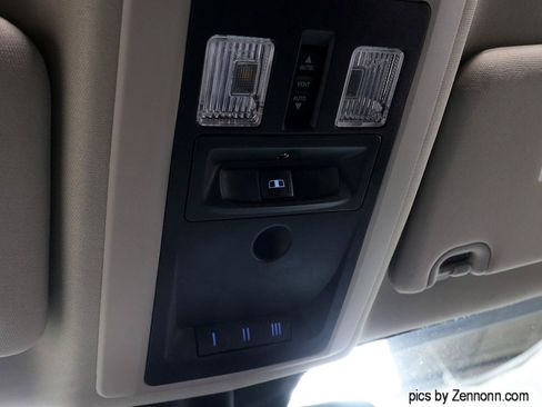 Used 2013 RAM 1500 Sport w/ Sport Premium Group AWD/4WD image 26