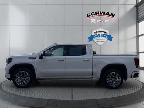 Used 2024 GMC Sierra 1500 Denali w/ Denali Reserve Package AWD/4WD image 7