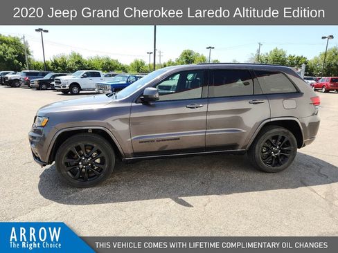 Used 2020 Jeep Grand Cherokee Altitude AWD/4WD image 7