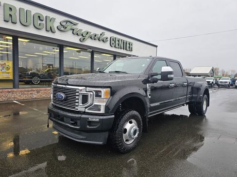 Used 2022 Ford F350 Platinum image 2