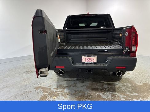 Used 2024 Honda Ridgeline Sport image 9