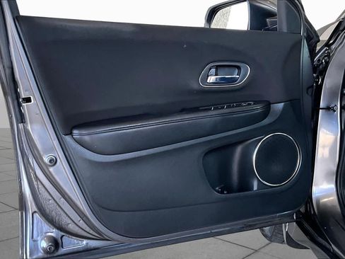 Used 2017 Honda HR-V EX image 22