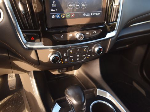 Used 2021 Chevrolet Traverse RS w/ LPO, Floor Liner Package image 16