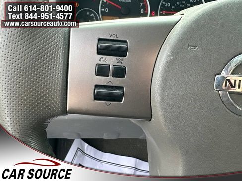 Used 2012 Nissan Frontier SL w/ Moonroof Pkg AWD/4WD image 15