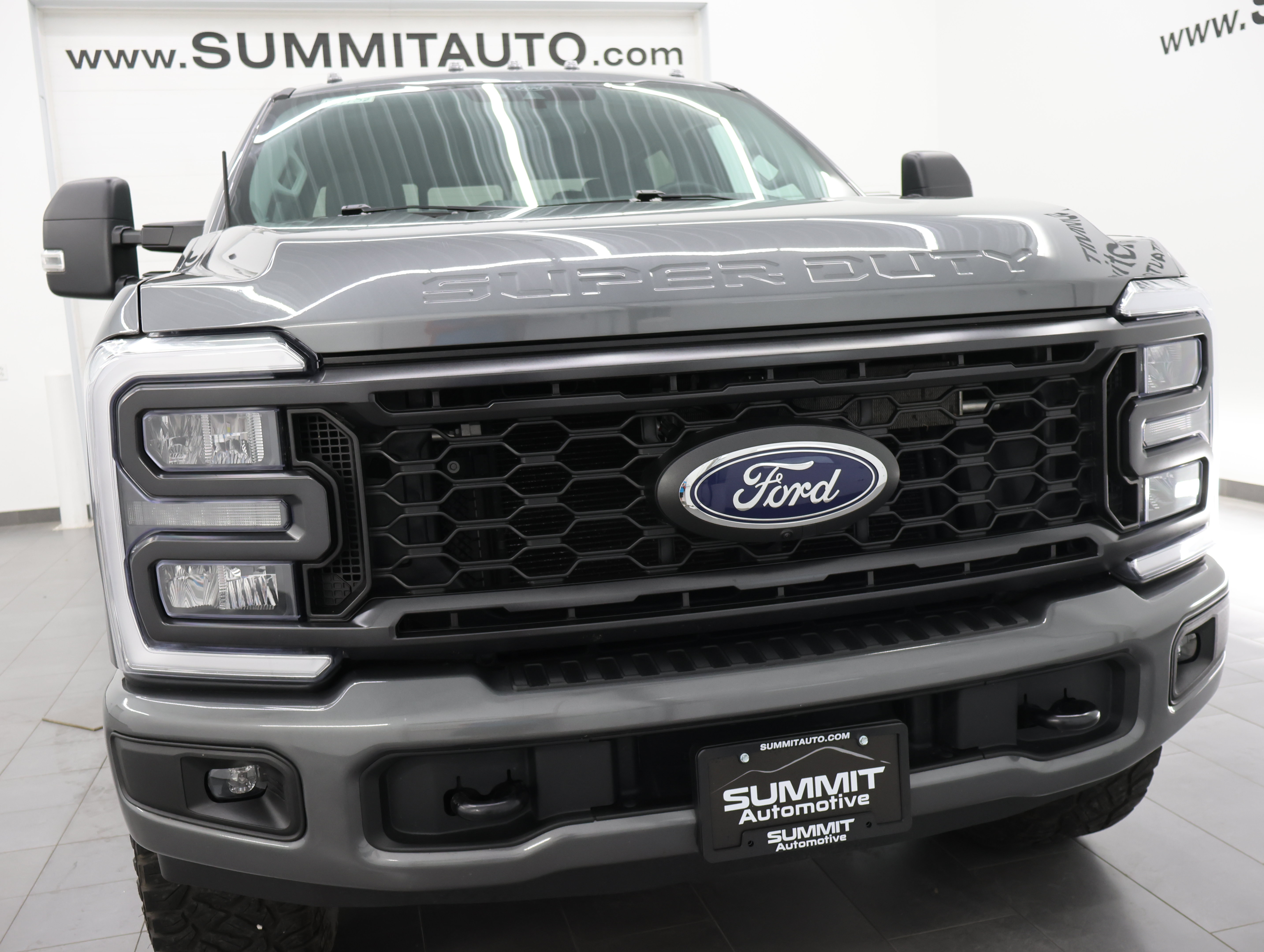 Used 2024 Ford F250 4x4 Crew Cab Super Duty image 24