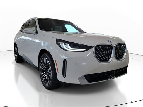 New 2025 BMW X3 xDrive30i w/ Convenience Package image 3