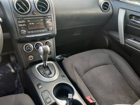 Used 2015 Nissan Rogue S w/ Convenience Package FWD image 14