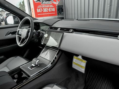 Used 2026 Land Rover Range Rover Velar Dynamic SE image 22