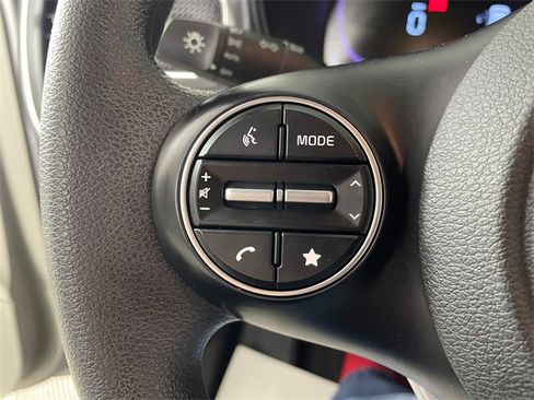 Certified 2023 Kia Soul LX image 12