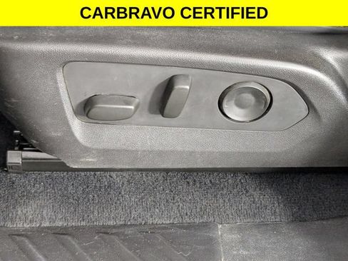 Certified 2025 Chevrolet Colorado ZR2 w/ Technology Package AWD/4WD image 13