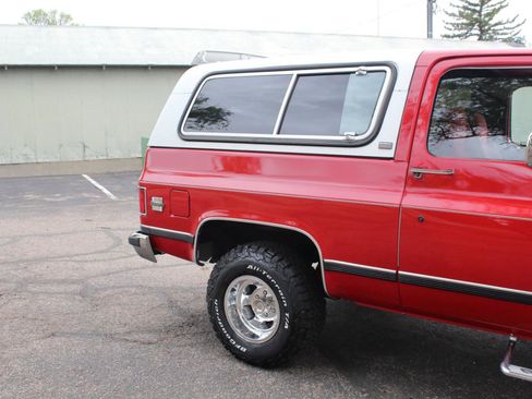Used 1991 Chevrolet Blazer 4WD image 17