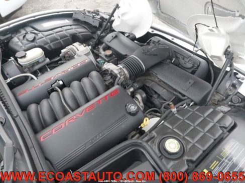 Used 2002 Chevrolet Corvette Coupe w/ Preferred Equipment Group2 image 8