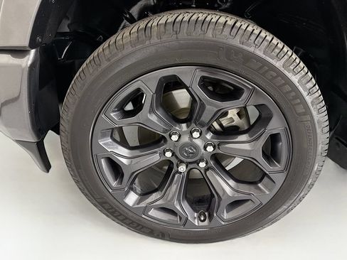 Used 2024 RAM 1500 Limited AWD/4WD image 30